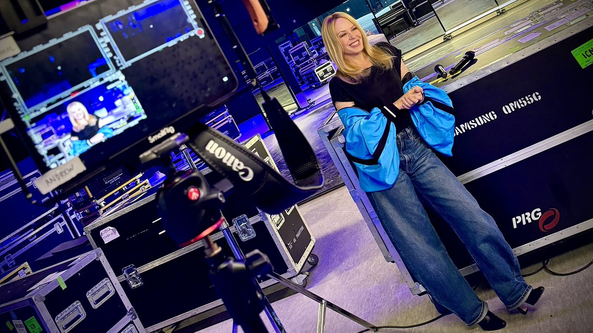 kylieminogue's tweet image. KPOPPED. Let’s go @ATEEZofficial &amp;amp; @JBALVIN !!! 🎤💖⚡️ Streaming August 29 only on @AppleTV #KPopped