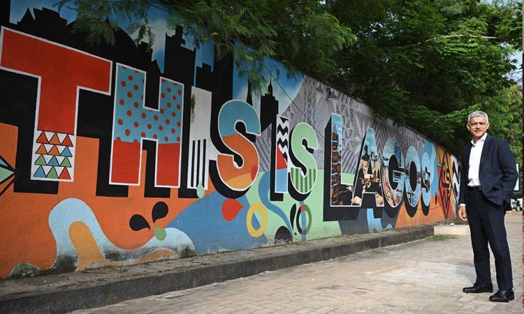 Khan: Rekor sayıda Amerikalı İngiliz vatandaşı olmak istedi

Eylül ayında Londra’yı ziyaret etmesi beklenen ABD Başkanı Donald Trump ve Londra Belediye Başkanı Sadık Khan yine söz düellosuna girdi. Khan, Trump’a yanıt verdi.

olaygazete.co.uk/ingiltere-gund…