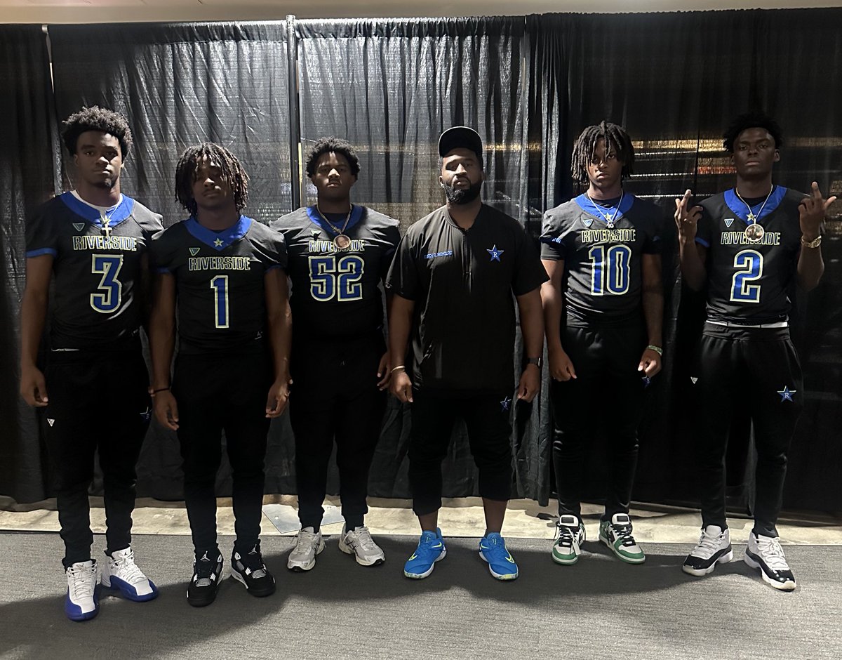 Riverside here at the HSFB media day with  
Derayl Gathers #2 
Jaidan Delaune #10 
Devin Brunson #52
Ronald Williams #1
Derrick Bridges #3