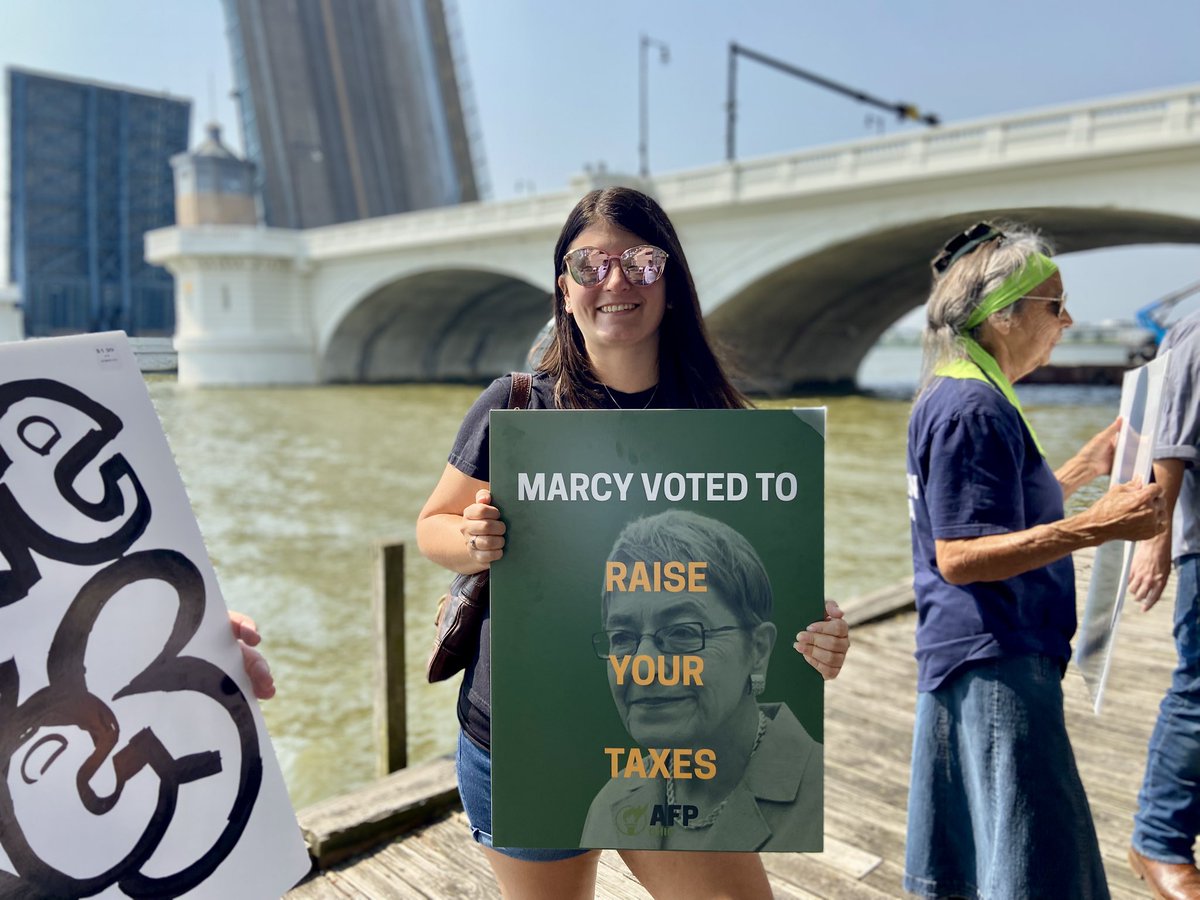 Tim Ross (@timrossoh) on Twitter photo Kennedy gets it. <a href="/RepMarcyKaptur/">Rep. Marcy Kaptur</a> failed the 9th Congressional District. <a href="/AFPhq/">Americans for Prosperity</a> <a href="/AfpOhio/">AFPOhio</a> Kennedy gets it. <a href="/RepMarcyKaptur/">Rep. Marcy Kaptur</a> failed the 9th Congressional District. <a href="/AFPhq/">Americans for Prosperity</a> <a href="/AfpOhio/">AFPOhio</a>