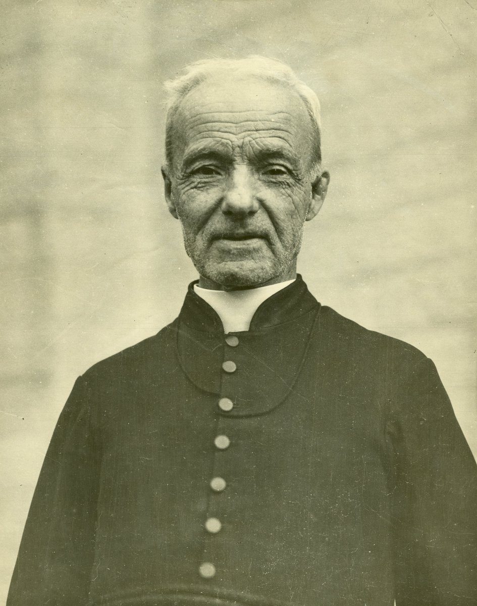 🎂 Join us in celebrating the birthday of Saint Brother André!

We invite you to commemorate this special occasion with us on August 9 2025, as we honor the life and legacy of Saint Brother André.

Complete schedule of the day: saint-joseph.org/en/activite/bi…