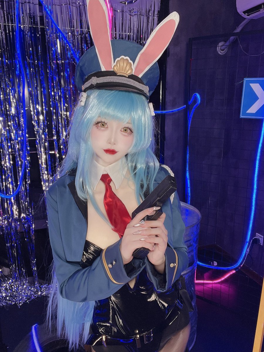SukJenna's tweet photo. Azur lane Neptune🩵
#AzurLane #cosplayer #cosplay #azurlanecosplay https://t.co/1DtIn9aaCr