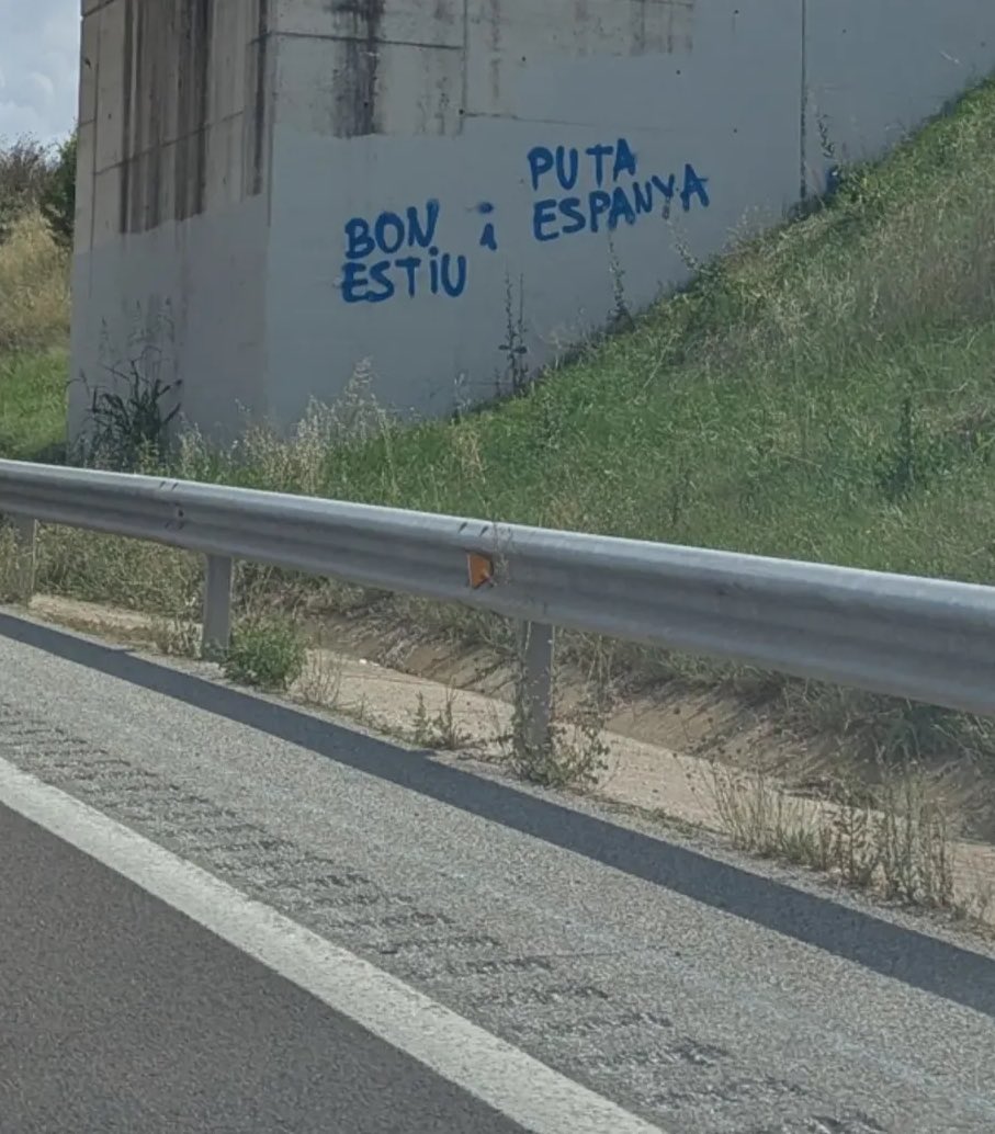 Les parets parlen.

via <a href="/Marsal95/">Marçal Ball*llosera</a>