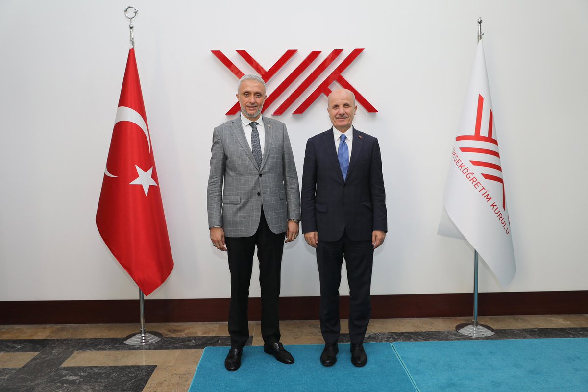 adilbicer43's tweet photo. 📍Yükseköğretim Kurulu Başkanlığı görevine yeniden atanan kıymetli hocamız Sayın Prof. Dr. Erol Özvar’a hayırlı olsun ziyaretinde bulunduk.

Ülkemizin bilim ve akademi dünyasına sunduğu kıymetli katkılarının yanı sıra, Kütahya’mıza verdiği özel destek ve yükseköğretim altyapısının gelişimi noktasında gösterdiği samimi gayret için kendilerine teşekkür ediyorum.

Türkiye Yüzyılı hedeflerimiz doğrultusunda, değerli hocamızın başkanlığında yükseköğretim sistemimizin daha da ileriye taşınacağına, Kütahya’mızın da bu dönüşümde öncü illerden biri olacağına yürekten inanıyorum.

Başkanımıza nazik ev sahipliği ve samimi sohbeti için teşekkür ediyor, başarılarının artarak devamını diliyorum.

@erolozvar @YuksekogretimK @ksbu_kurumsal @universitemdpu
