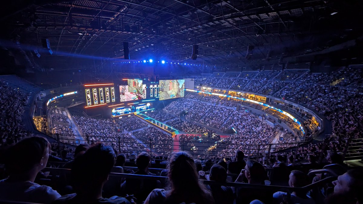 Great first map here in Cologne, hoping Ancient goes the distance as well 🤞