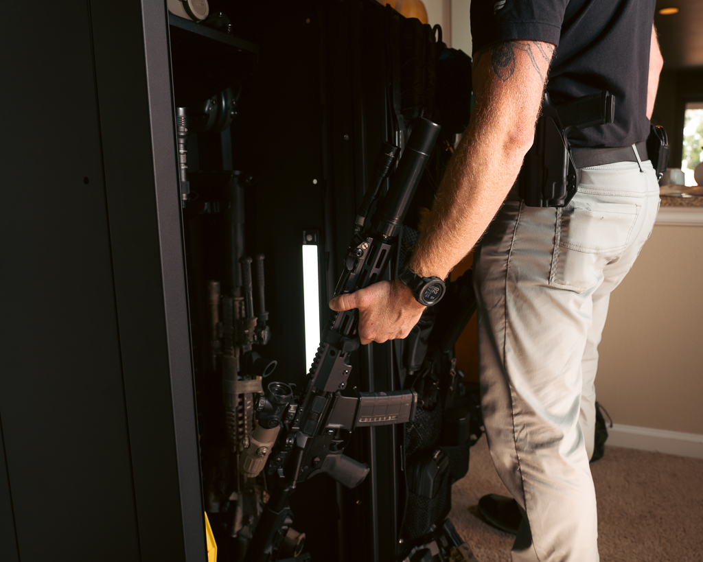 SecureItStorage's tweet image. Big security. Small footprint. 💪 The Agile Safe is   lightweight, easy to move, and fits anywhere in your home. #secureit