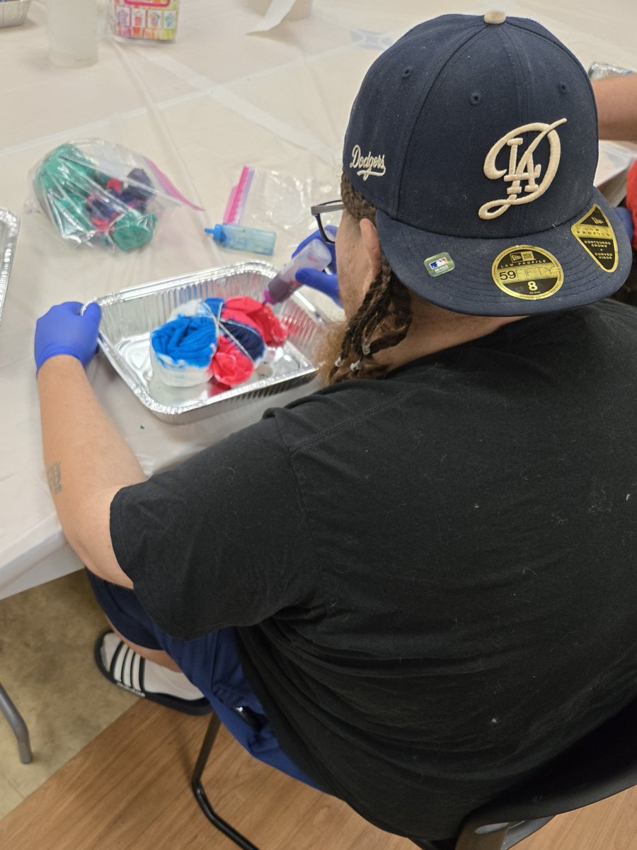 cssbh's tweet image. Our clients had a great time experimenting with tie dye as a creative outlet in open art studio this week. We can&apos;t wait to see how their shirts turn out! #art #arttherapy #creativeexpression