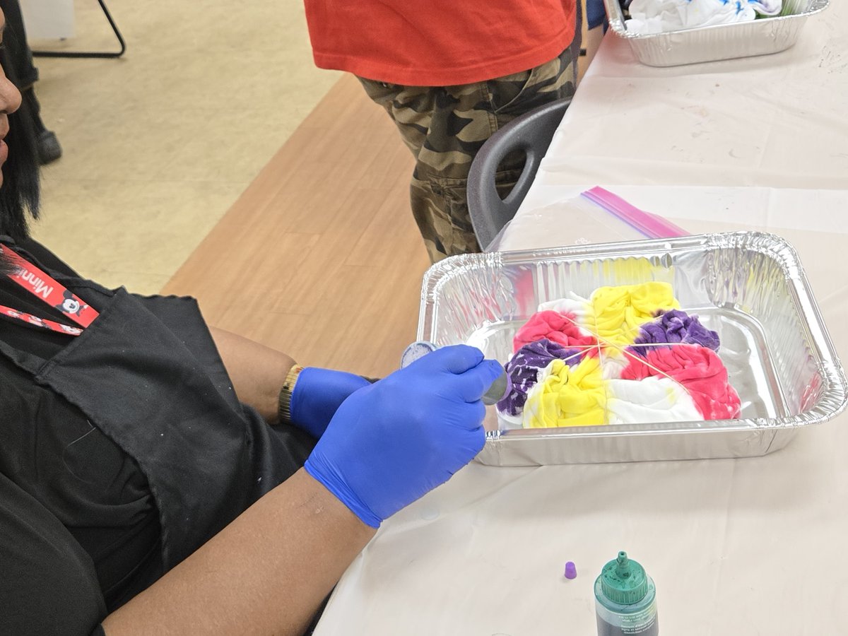 cssbh's tweet image. Our clients had a great time experimenting with tie dye as a creative outlet in open art studio this week. We can&apos;t wait to see how their shirts turn out! #art #arttherapy #creativeexpression