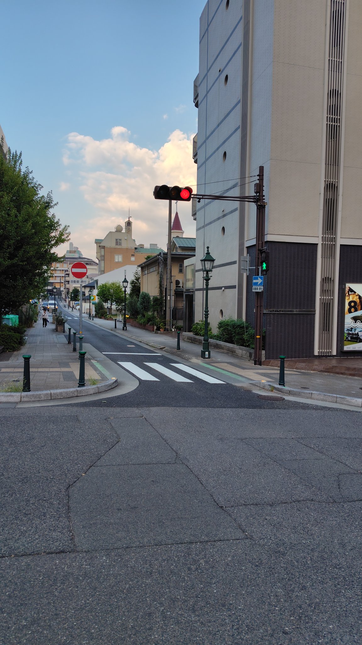 昭和30年代【レア】当時物☆横断歩道を守り続けた☆おまわりさん高さ1m20cm 初代代表 お出かけスポット紹介サークル™ on X: 