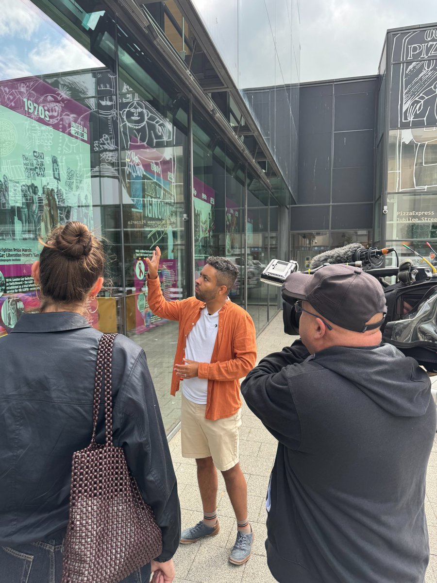 Leslie Clarke tweet media