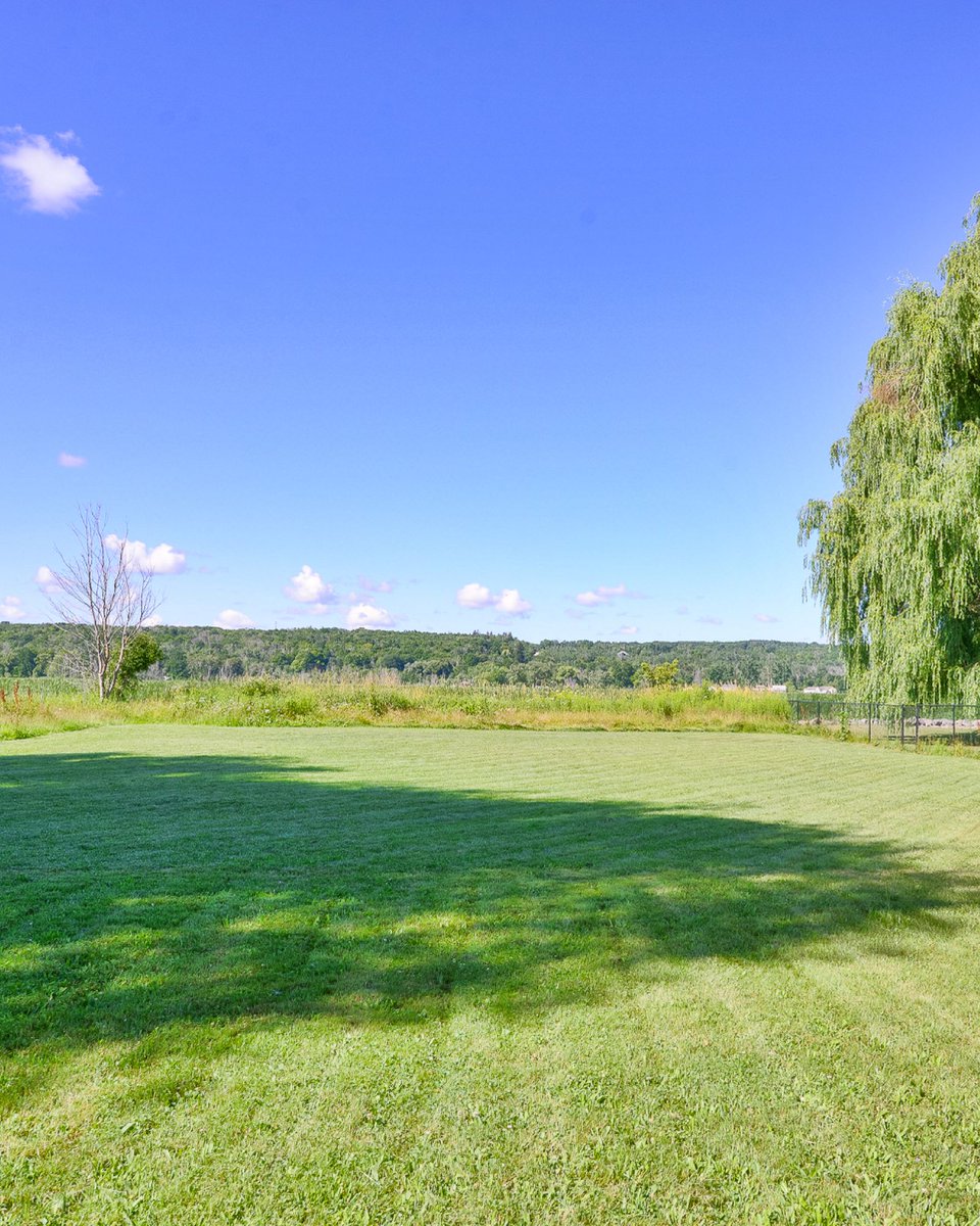 clarkemuskoka's tweet photo. NEW WATERFRONT LISTING
1628 Trader Cowan Road
$599,000
VIEW: https://t.co/HSSCwc0NfC
.
.
.
#MuskokaRealEstate #Muskoka #MuskokaLiving #MuskokaRealtor #RealEstateListings #DreamHome #PropertyListing #HouseHunting #RealEstate https://t.co/iPagdeco5T