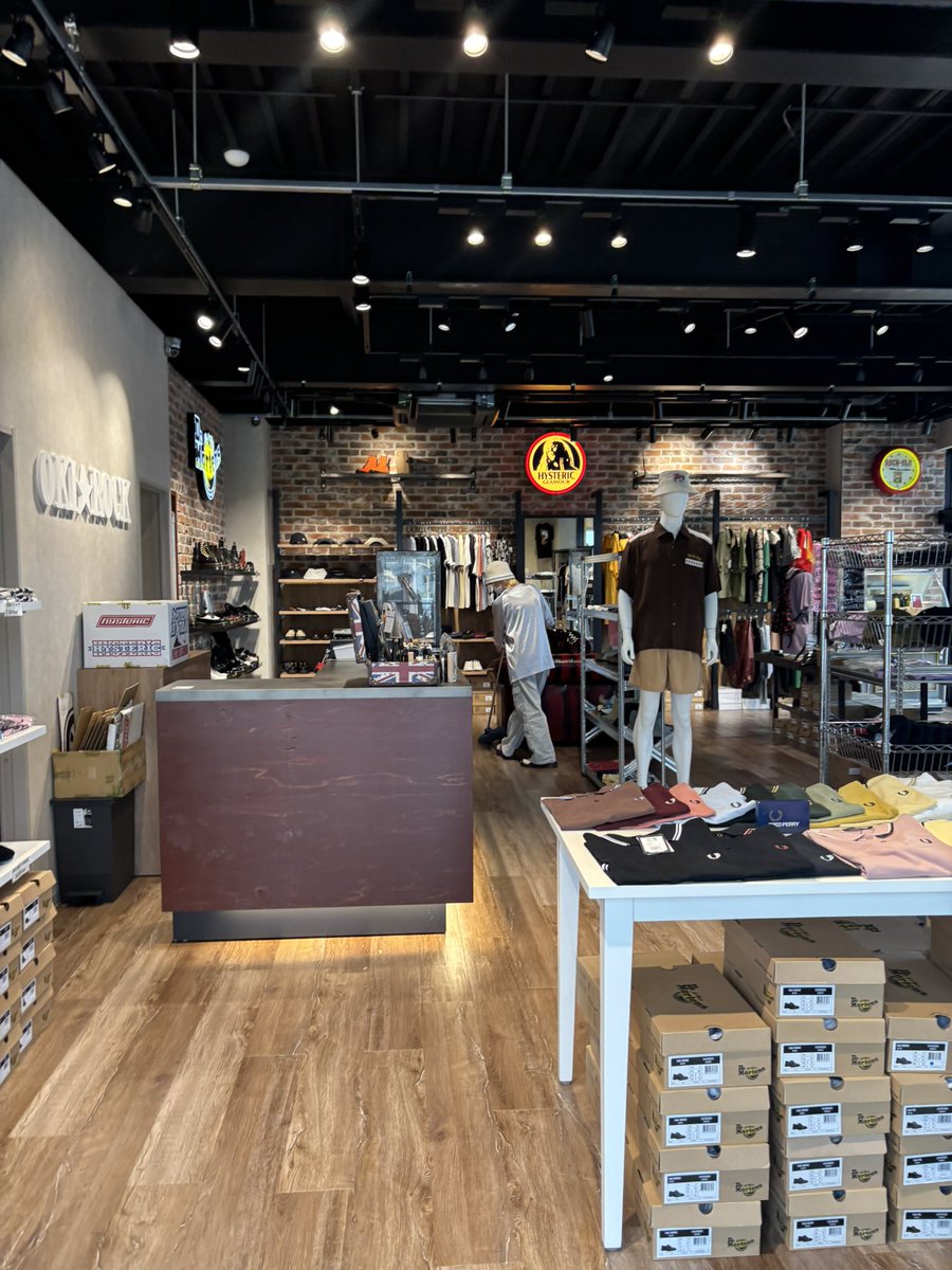 メチャクチャROCKな訳ではありませんでした