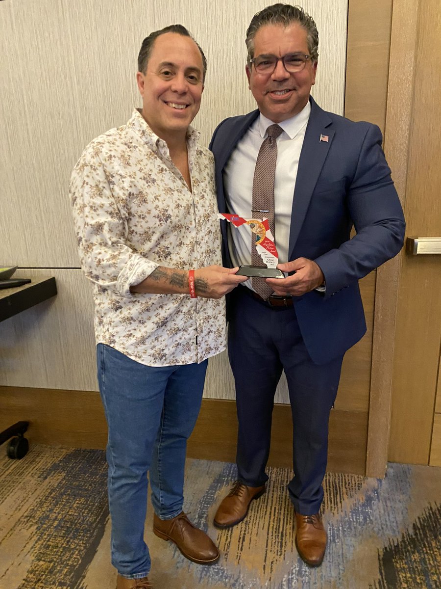 Honored to receive the 2025 Legislative Partnership Award at the @FICPAScholarshipFoundation Retreat in beautiful Key Largo.

Always a pleasure connecting with passionate advocates like Shelly Weir, Karen Lake, Ed Duarte, and friends who keep the profession moving forward.
