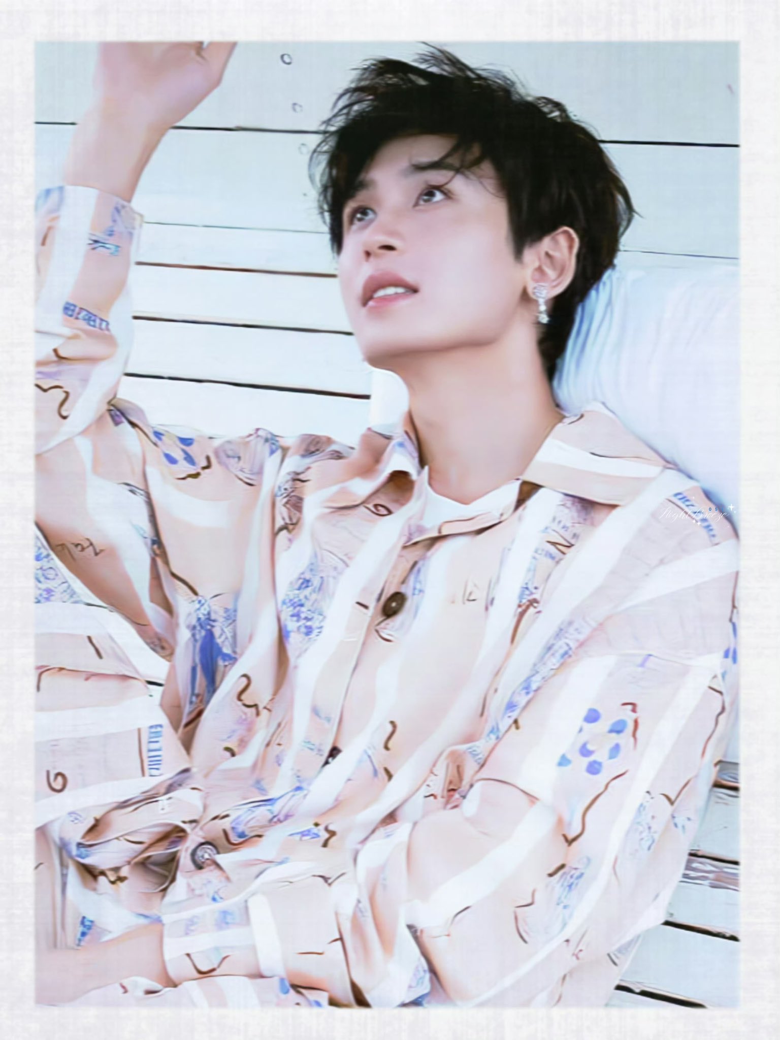 張哲瀚 weibo  記事写真集(2010-2021) zhangzhehan_official 📹 張哲瀚《野》電子寫真Vlog1 海鸥：整点