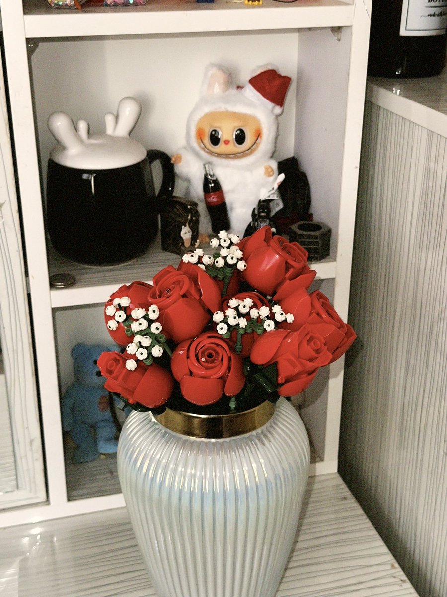 hdigr_'s tweet image. 🌹🥹
خیلی دوسشون دارممم:&amp;gt;*