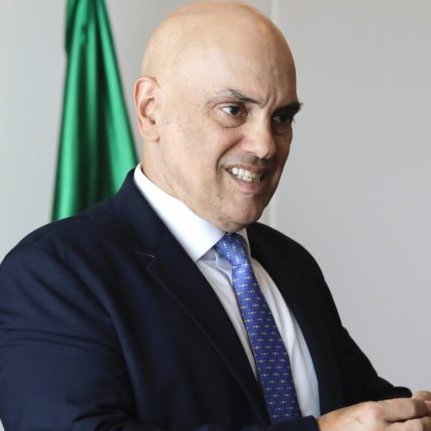 Marido de Carla Zambelli tem contas bloqueadas pelo STF

O Coronel Antônio Aginaldo de Oliveira foi oficialmente incluído no  Inquérito das 'Fake News' e teve suas contas bloqueadas. A revelação foi feita pelo portal LeoDias, nesta sexta-feira (1º), dia em que Moraes usa o