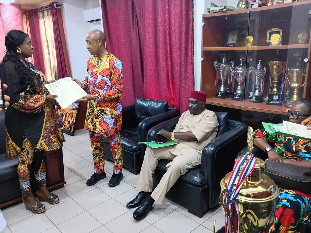 ChidiOdinkalu's tweet photo. Earlier today, in Awka, the capital of Anambra State, I transmitted thro the Commissioner of Education, the report to Gov @CCSoludo of the Joint Selection process on the process of appointment into the office of VC of @COOU_Official, with the recommendations by merit. https://t.co/wceaZfYIbJ