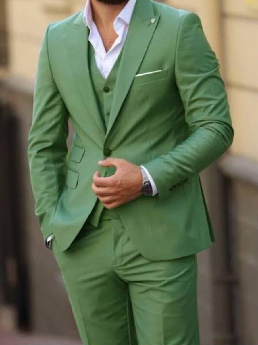 Nimrabu55782621's tweet image. Yes 🙌 Beautiful color💚
#ICECUBE
#Green
#BeautifulColor