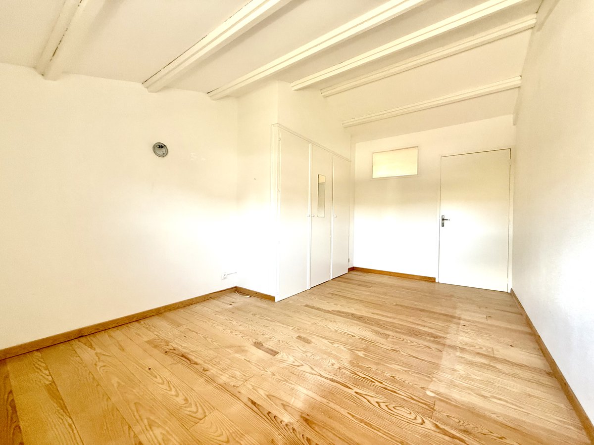 clme95231's tweet photo. NOUVEAUTÉ – Maison 3 faces à Saint-Cyprien – 196 100 €  

À 5 min des plages, 129 m² avec jardin.  

Bureau, vérandas et climatisation à prévoir.  

À visiter vite !  

📍 Laforêt Elne  
📞 04 68 08 82 52  

#SaintCyprien #Maison #Immobilier 🏡✨ https://t.co/jWGKDqAQBX