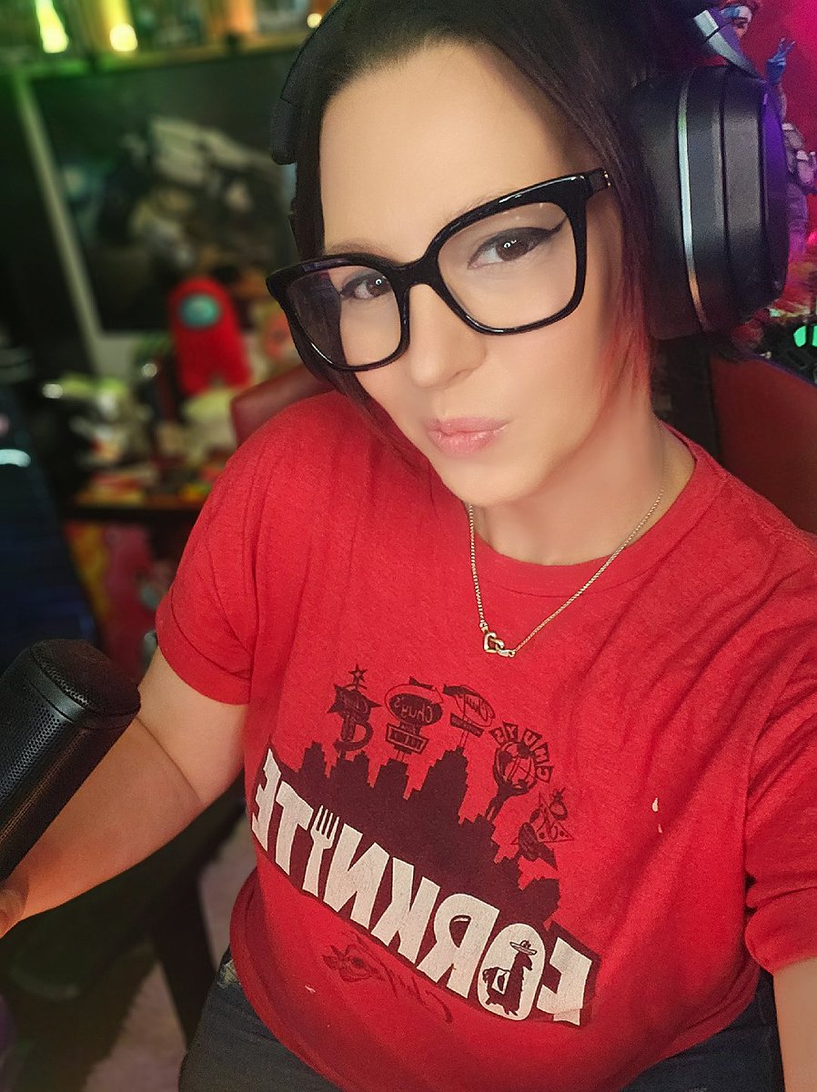 🎢 "Epic Fails &amp; Accidental Wins — Your New Favorite Rollercoaster Ride"

✨PLAYING FORTNITE✨

Expect chaos. Expect nonsense.
Might even accidentally do something impressive 👀
Come ride the mess LIVE with me!
💜 twitch.tv/KarebearXp
💚 kick.com/karebearxp

#FridayVibes