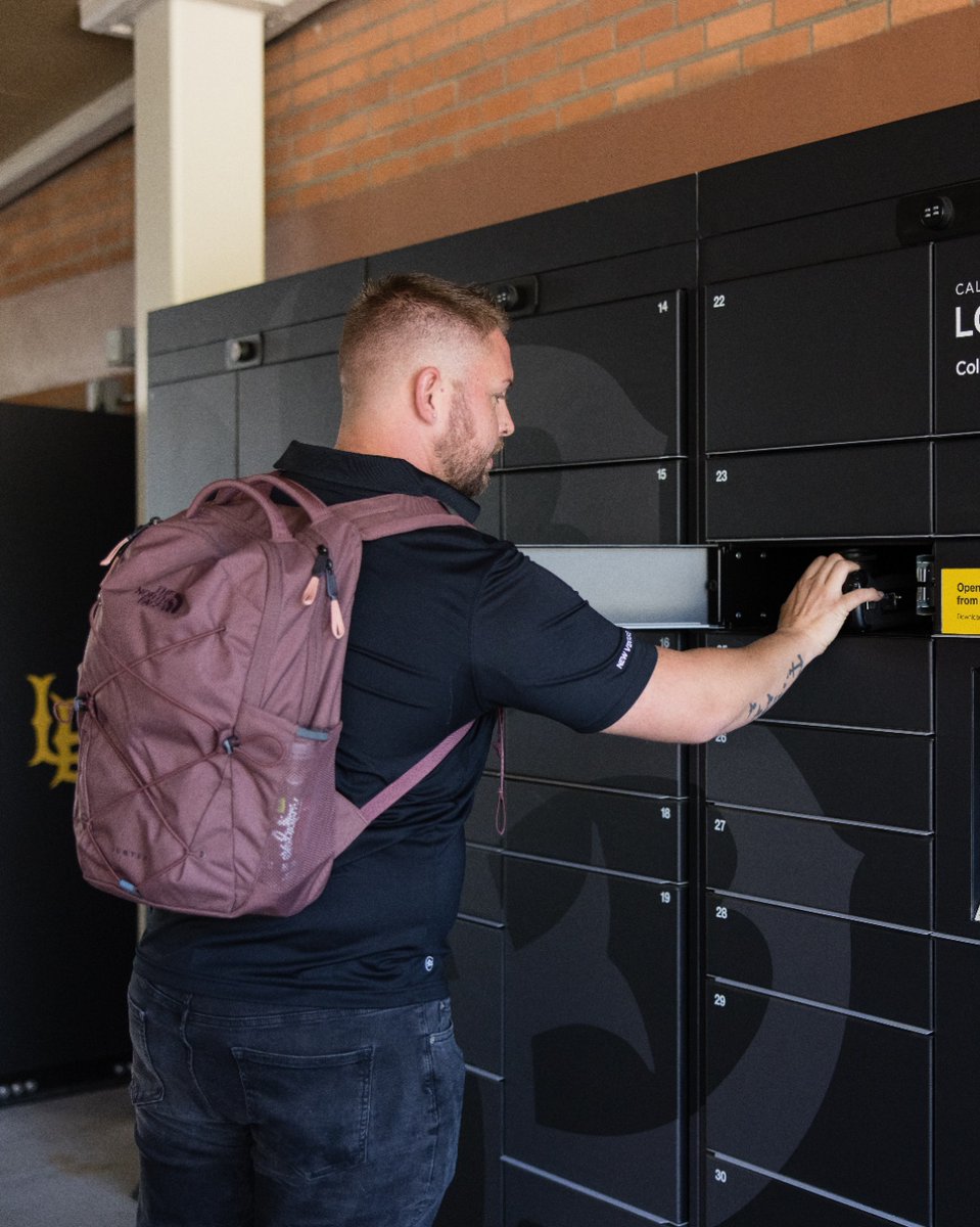LuxerOne's tweet image. Nearly two-thirds of #backtoschool shopping had already begun for the upcoming school year as of early July, according to #NRF.

Flex Lockers are designed specifically for temporary influx of #packages during back-to-school season. Learn more ➡️  zurl.co/oOHy8