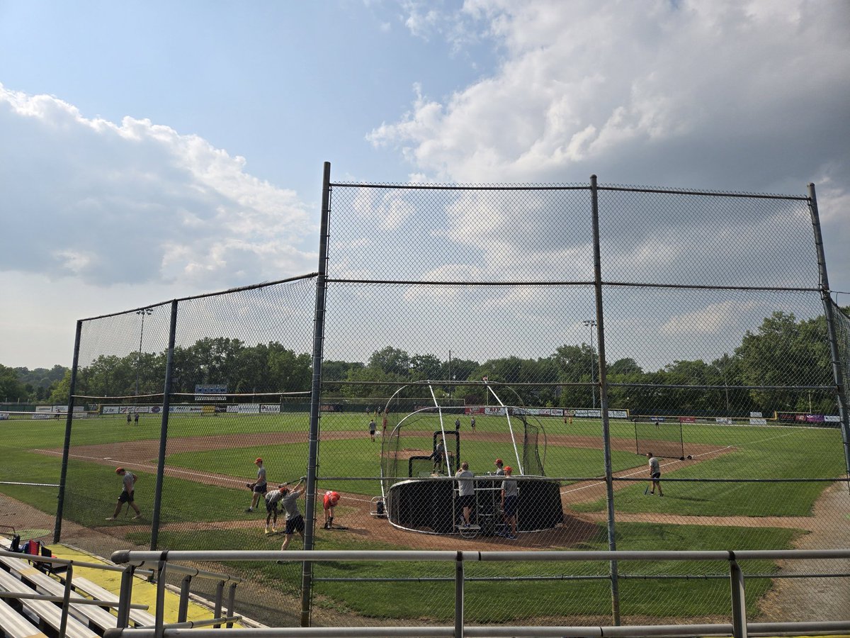 #chaseisintheplace at Simmons Field for game two between the Lima Locos and Hamilton Joes. Locos are one win away from their 8th title. Hear the game on the GLSCL Digital Network!
