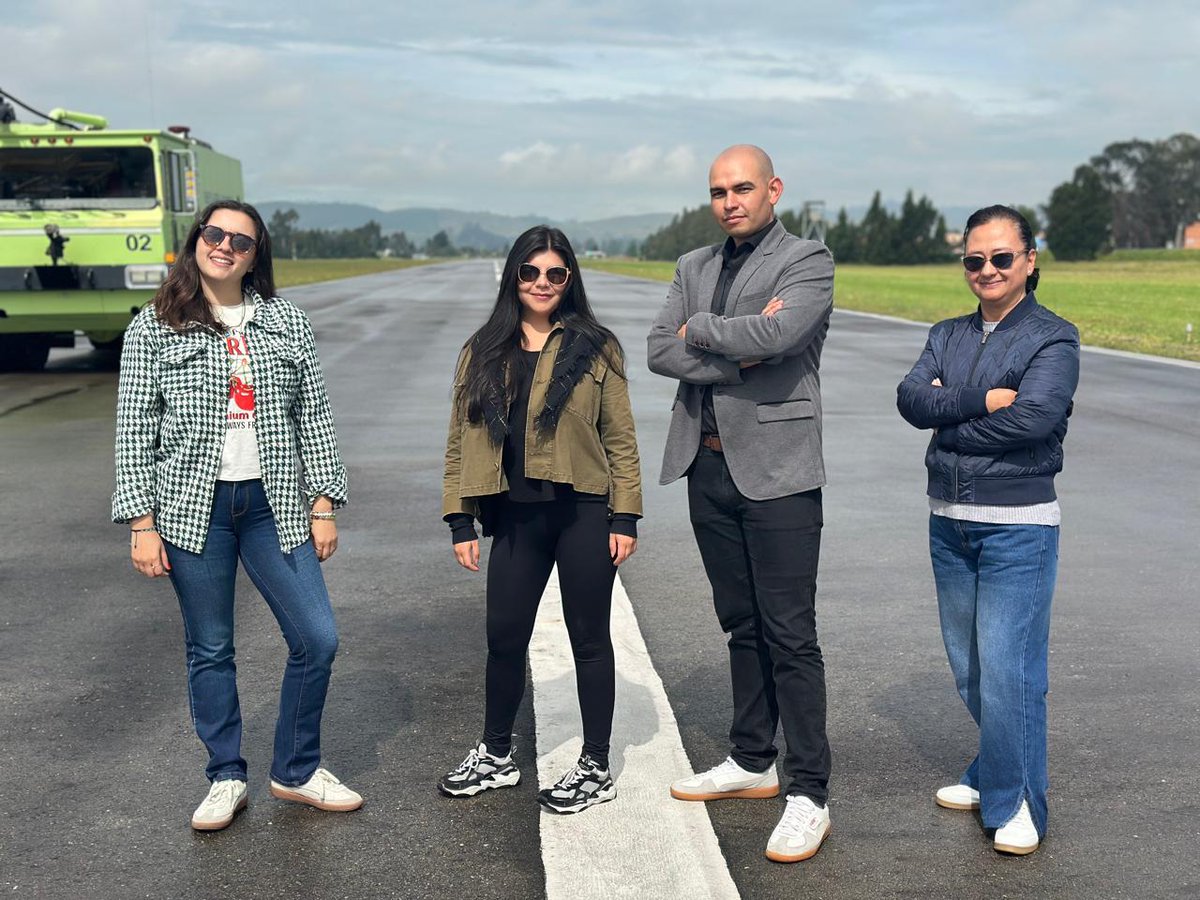 CODALTEC (@codaltec) on Twitter photo ✈️ Hoy el equipo de Codaltec Bogotá visitó el Comando Aéreo de Mantenimiento – CAMAN de la <a href="/FuerzaAereaCol/">Fuerza Aeroespacial Colombiana</a>
Gracias por la cálida recepción y por compartir su misión y capacidades al servicio de la defensa.
🤝 ¡Seguimos cooperando por la innovación!
CODALTEC #CAMAN #SomosGSED ✈️ Hoy el equipo de Codaltec Bogotá visitó el Comando Aéreo de Mantenimiento – CAMAN de la <a href="/FuerzaAereaCol/">Fuerza Aeroespacial Colombiana</a>
Gracias por la cálida recepción y por compartir su misión y capacidades al servicio de la defensa.
🤝 ¡Seguimos cooperando por la innovación!
CODALTEC #CAMAN #SomosGSED