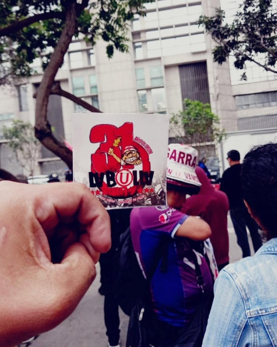 Queremos #CONTINUIDAD, entiéndanlo <a href="/RaulPerezReyesE/">Raul Perez-Reyes Espejo</a> <a href="/MariluAybar/">Marilu Llerena Aybar</a>. No queremos a Reynaldo Moquillaza en el cargo de administrador temporal. La hinchada no lo dejará en paz por lo que hizo cuando fue parte de la gestión de Alfredo González.