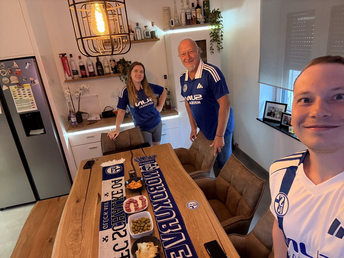 Tom Rauchs (@tomrauchs) on Twitter photo GEiles Spiel, Super Kampf gegen die Hertha aus Berlin. Macht Bock auf mehr. Wir sehen uns in der Arena! Glück auf Schalker! #S04BSC <a href="/s04/">FC Schalke 04</a> GEiles Spiel, Super Kampf gegen die Hertha aus Berlin. Macht Bock auf mehr. Wir sehen uns in der Arena! Glück auf Schalker! #S04BSC <a href="/s04/">FC Schalke 04</a>