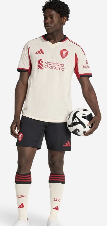 #LFCKit well done <a href="/adidasfootball/">adidas Football</a> - absolutely smashed it