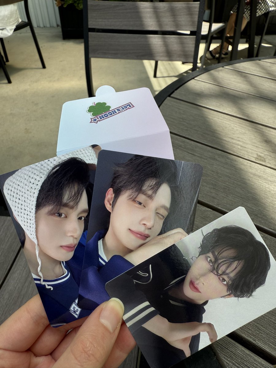 weisheneedy's tweet photo. WTT Zb1 kcon la trading cards

Have: Jiwoong and Ricky
Want: Hanbin (and Gyuvin once I find Hanbin) 

wtt zb1 wtt zb1 usa kconla https://t.co/b4kyxrnid2