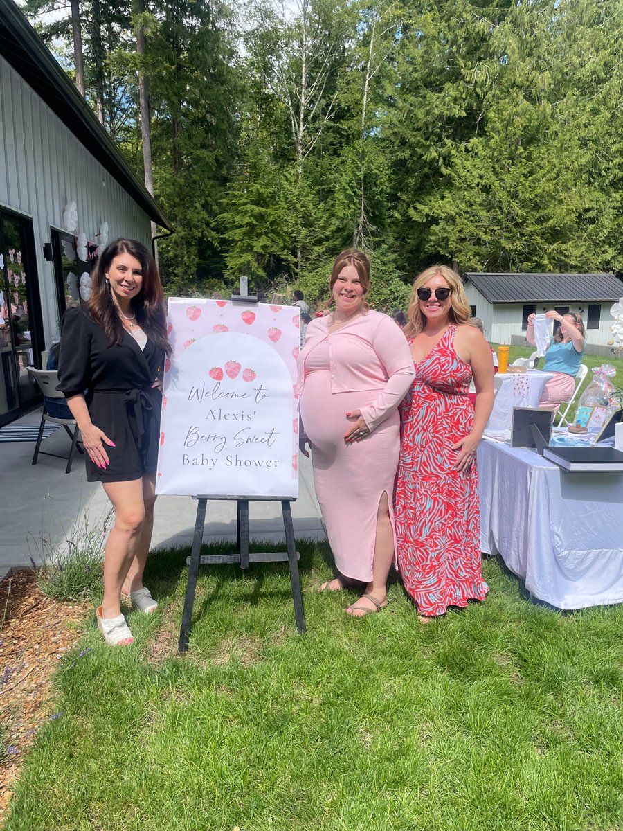Took a quick break from the campaign to celebrate my niece Alexis — she’s having a baby girl soon! 👶💖🎀
Moments like this remind me why I fight for WA families. From healthcare 🏥 to childcare 👩‍👧, the next generation matters.
#CaldierForWA #FamilyFirst #PeopleOverPolitics 💕🇺🇸