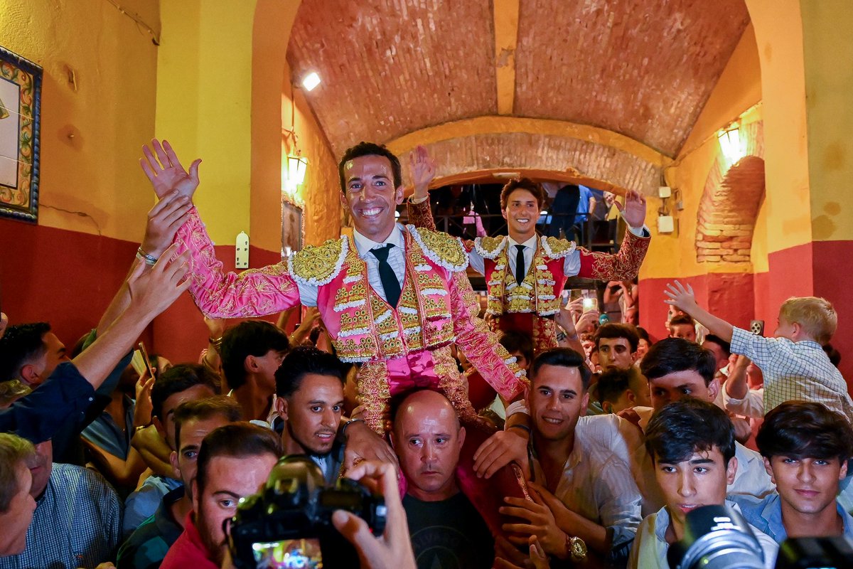 DavDeMiranda's tweet image. ¡𝐏𝐮𝐞𝐫𝐭𝐚 𝐆𝐫𝐚𝐧𝐝𝐞 𝐞𝐧 𝐇𝐮𝐞𝐥𝐯𝐚! 🙌🏼

#DeMiranda25