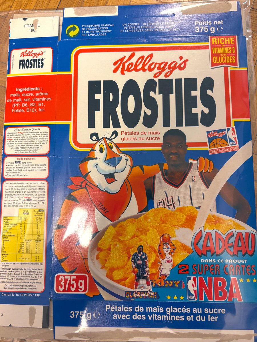 potes_cartes's tweet image. On a fait de belles trouvailles today ! Quand les cartes s’invitaient dans nos paquets de céréales ! Réveil le tigre qui est en toi !