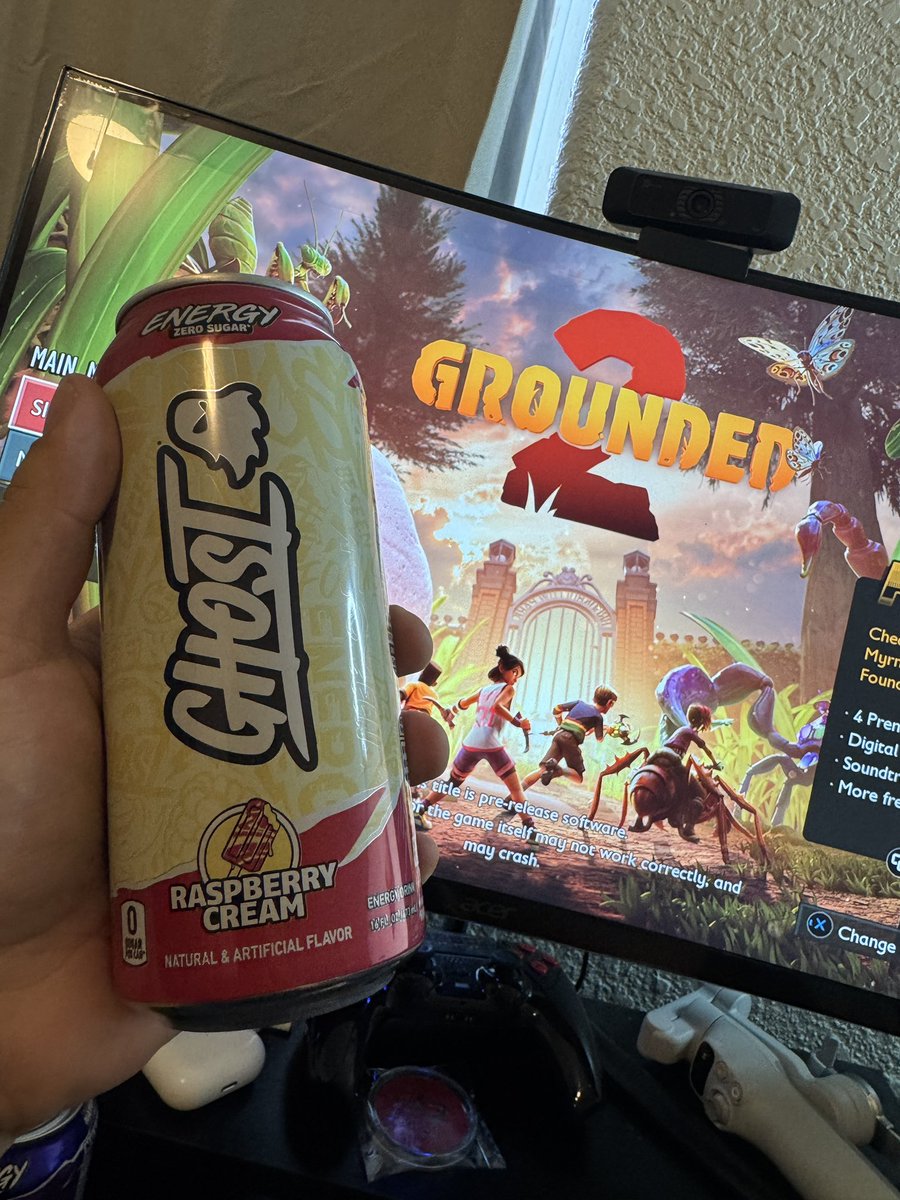 I have so many cans as 10/10 <a href="/GhostLifestyle/">GHOST</a> just doesn’t miss with these flavors!! It’s prefect for some <a href="/GroundedTheGame/">Grounded</a> grinding too!