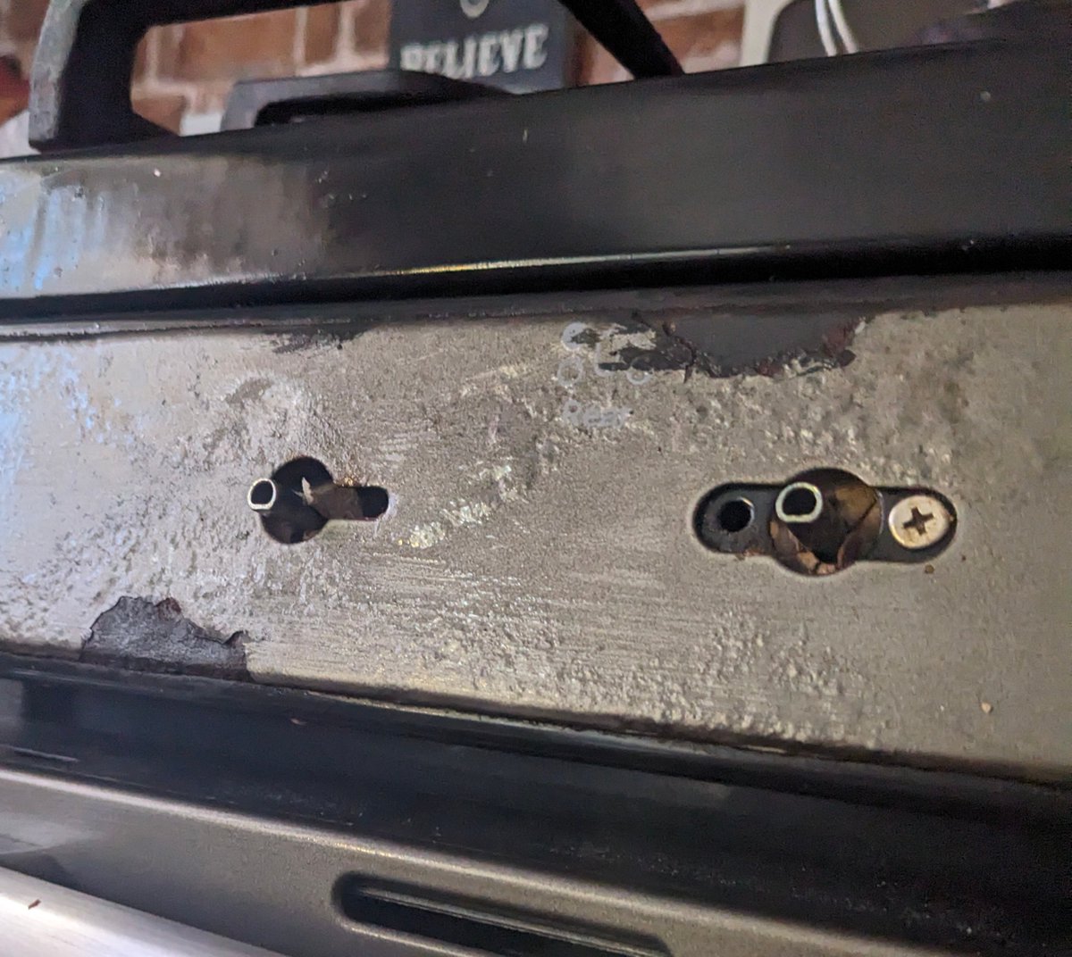 ChaosOnPaper's tweet photo. Be warned: I recently discovered that @GEAppliancesCo does not stand behind the quality of their appliances. Our range's paint is peeling off and they refuse to fix it because it's past the 1-year warranty. Avoid GE or risk the same. #ProductQuality #ConsumerWarning #BuyersBeware https://t.co/H0pVQFpmPW