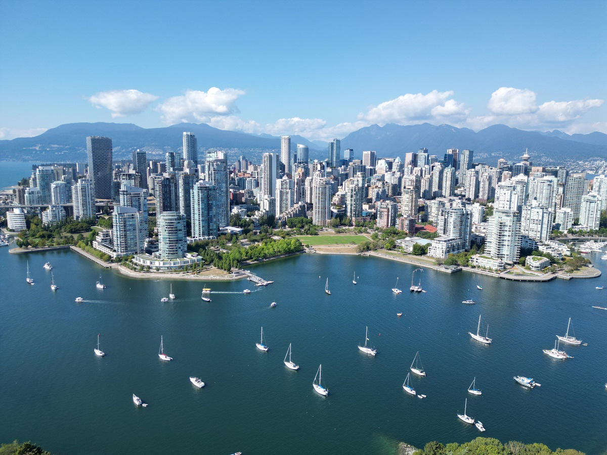 CityofVancouver's tweet image. Heading out on the boat this weekend?

Remember – Pump Don’t Dump!  Free pump-out services at: 

• Heather Civic Marina  
• Burrard Civic Marina  
• Mobile pump-out in False Creek 

Keep Vancouver waters clean &amp;amp; healthy. Learn more: bit.ly/45ip4tR