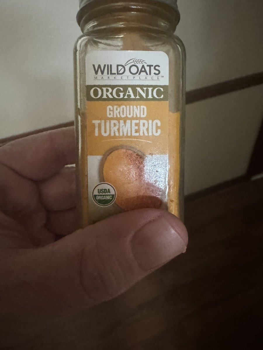 JohnHannum's tweet image. @3HL1045 @TheRonSlay @brentdougherty I was 52 years old to the day when I learned that tumeric has an “r” before the m. Yes, I did drive home and check the spice cabinet! #educationalprogramming