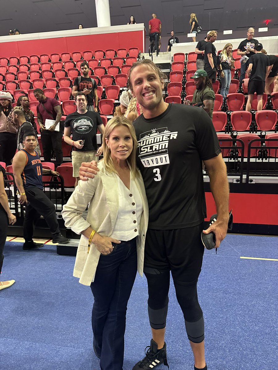 That’s all she wrote.

Out of BTBB’s hands now. 

But I’m proud of me 😃👍🏻

Thank you all for the support and well wishes 

Here’s a pic of me with Cheryl Hines who watched me run the ropes this week.