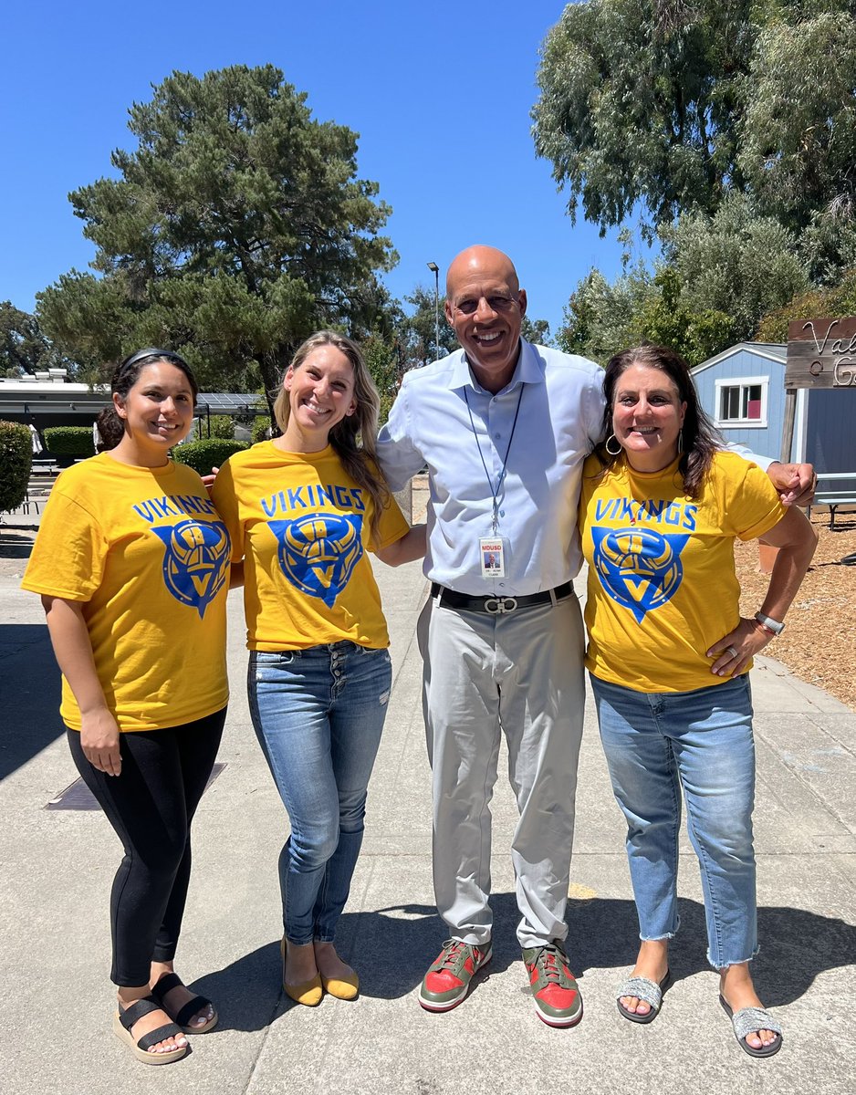 Thank you, Dr. Clark, for stopping by Valhalla Elementary and for your continued support! We appreciate you and are so excited for the new school year ahead! 💙📚✨ #ValhallaVikings #BackToSchool #MDUSD #ProudPrincipalPappas