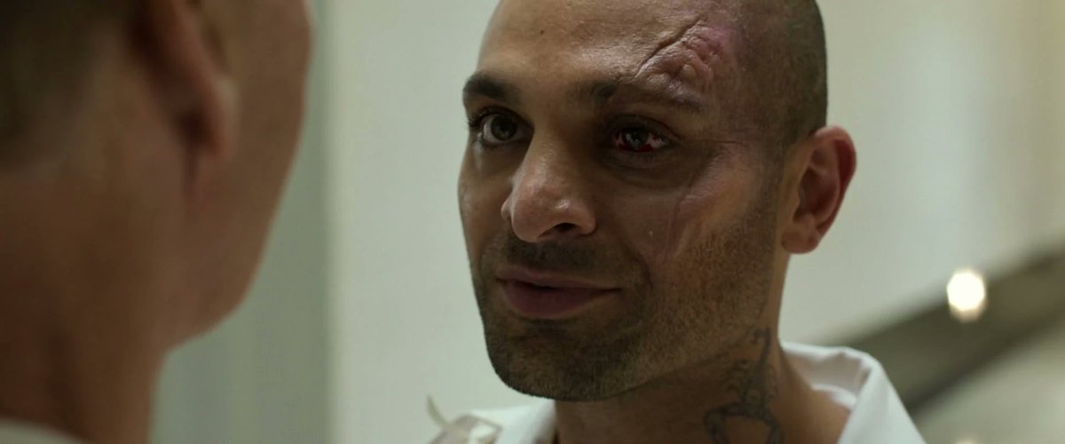 Ça vient de tomber du côté du Hollywood Reporter : le Hulk de Mark Ruffalo sera bien dans Spider-Man Brand New Day, mais le film marquera aussi le retour de Michael Mando en tant que Scorpion (Oui, c'est Vaas dans Far Cry 3). C'est réalisé par Destin Daniel Cretton, à qui l'on