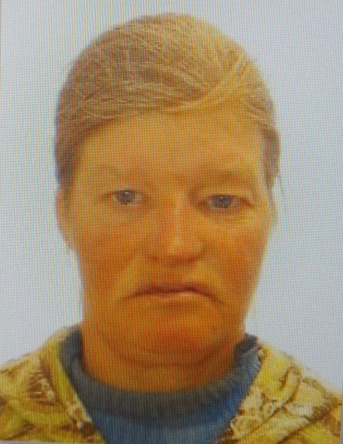 #policijameklē bezvēsts prombūtnē esošo 1973. gadā dzimušo Airīti Vilmuti, kura šā gada 30. jūlijā ap pulksten 6.00 izgāja no savas dzīvesvietas Saldus novada Novadnieku pagastā un līdz šim brīdim nav zināma viņa atrašanās vieta. Ja zini personas atrašanās vietu, zvani 112!