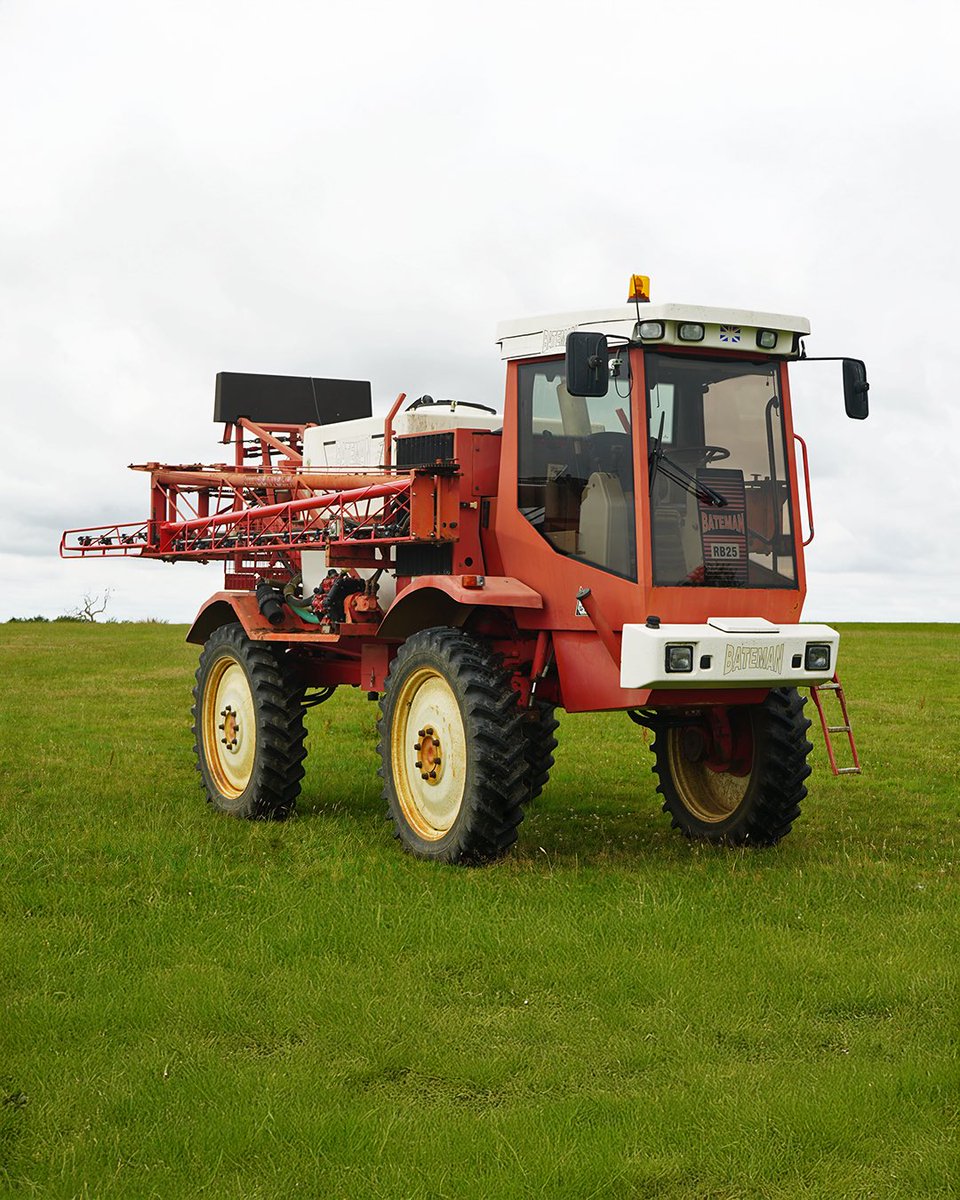 CheffinsMachine's tweet image. 🌟 Preview Now Live 🌟

Check out the preview for EJ &amp;amp; M Fowler, a brilliant live onsite auction of combine harvester, agricultural tractors, implements and more...

🖥️ Head over to our website to check out the FULL preview!

#Cheffins #Machinery #Auction #NewHolland #JohnDeere