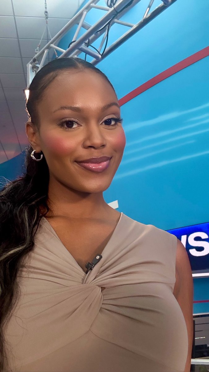 Caroline Coles tweet media