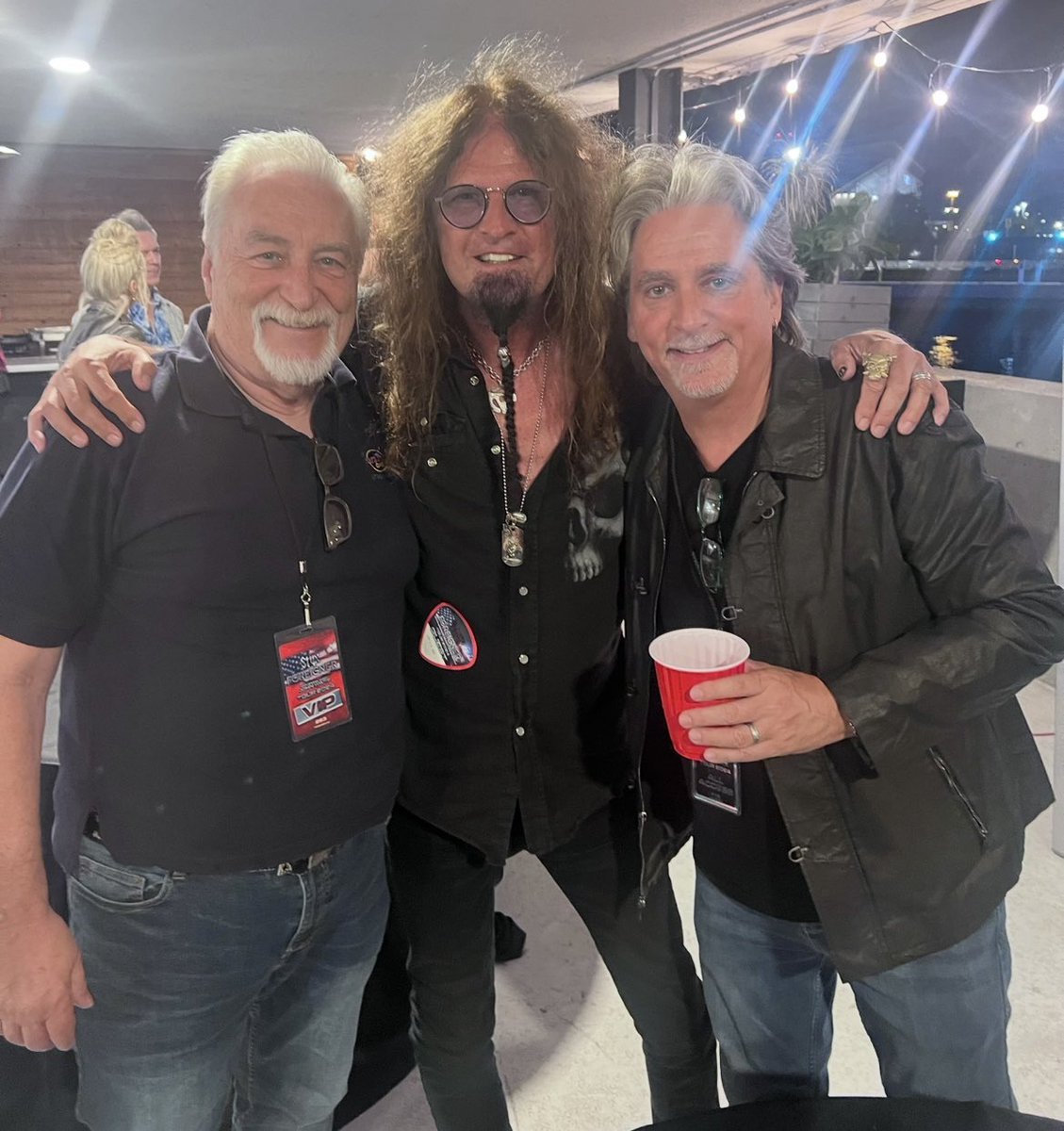 Darrell Dwarf Millar 🇨🇦 (@darrelldwarf) on Twitter photo #DFF Drum Face Friday x 3 with Todd Sucherman and Steve Negus <a href="/ddrumUSA/">ddrum</a> <a href="/SABIAN_Cymbals/">SABIAN Cymbals</a> <a href="/EVANSDrumheads/">EVANS Drumheads</a> <a href="/loscabossticks/">Los Cabos Drumsticks</a> <a href="/HumesandBerg/">Humes and Berg</a> <a href="/rockerscoffee/">Writers&RockersCoffee</a> <a href="/plungeaudio/">Plunge Audio</a> #Drummerslife #KiLLeRDWaRfS #DFF Drum Face Friday x 3 with Todd Sucherman and Steve Negus <a href="/ddrumUSA/">ddrum</a> <a href="/SABIAN_Cymbals/">SABIAN Cymbals</a> <a href="/EVANSDrumheads/">EVANS Drumheads</a> <a href="/loscabossticks/">Los Cabos Drumsticks</a> <a href="/HumesandBerg/">Humes and Berg</a> <a href="/rockerscoffee/">Writers&RockersCoffee</a> <a href="/plungeaudio/">Plunge Audio</a> #Drummerslife #KiLLeRDWaRfS
