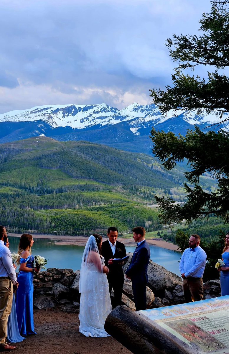 sofbarce's tweet image. a dos meses de mi casamiento, yo sigo sin poder creerlo honestamente