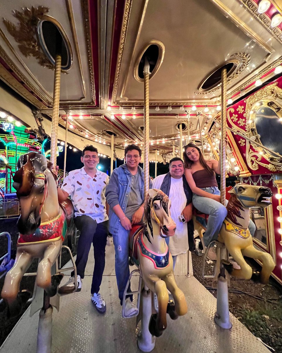 Hola Agosto🫶 que todo les vaya súper bonitoooooo😍🫶