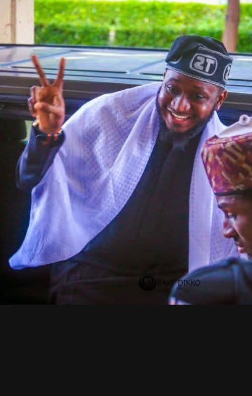 madammofficer's tweet image. @officialABAT ✌️

@ubasanius ✌️ 

Bama shakkar en ganye ✊️✊️

Cewar Hon. Abdulazeez Abubakar Kaka (Chairman Kowa Namu Ne Foundation ) ✌️ @Abunaah

#KowaNamuNe ✌️ ♾️
#TeamAPC