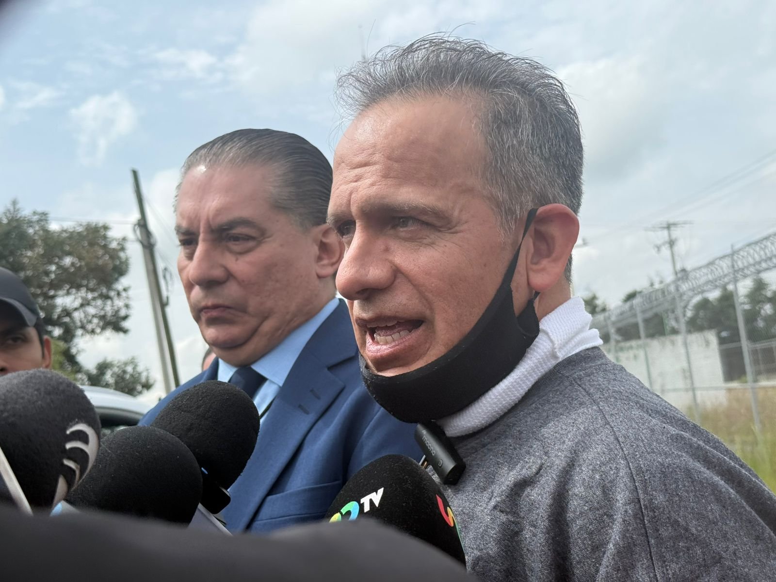 Noticias Puebla Tlaxcala CDMX Querétaro on X: "🇲🇽 NACIONAL | Israel Vallarta recupera la libertad tras 19 años de espera y silencio judicial https://t.co/UbPxEXq4e5 🔗 #IsraelVallarta #libertad #justicia #prisiónPreventiva #FlorenceCassez https://t ...