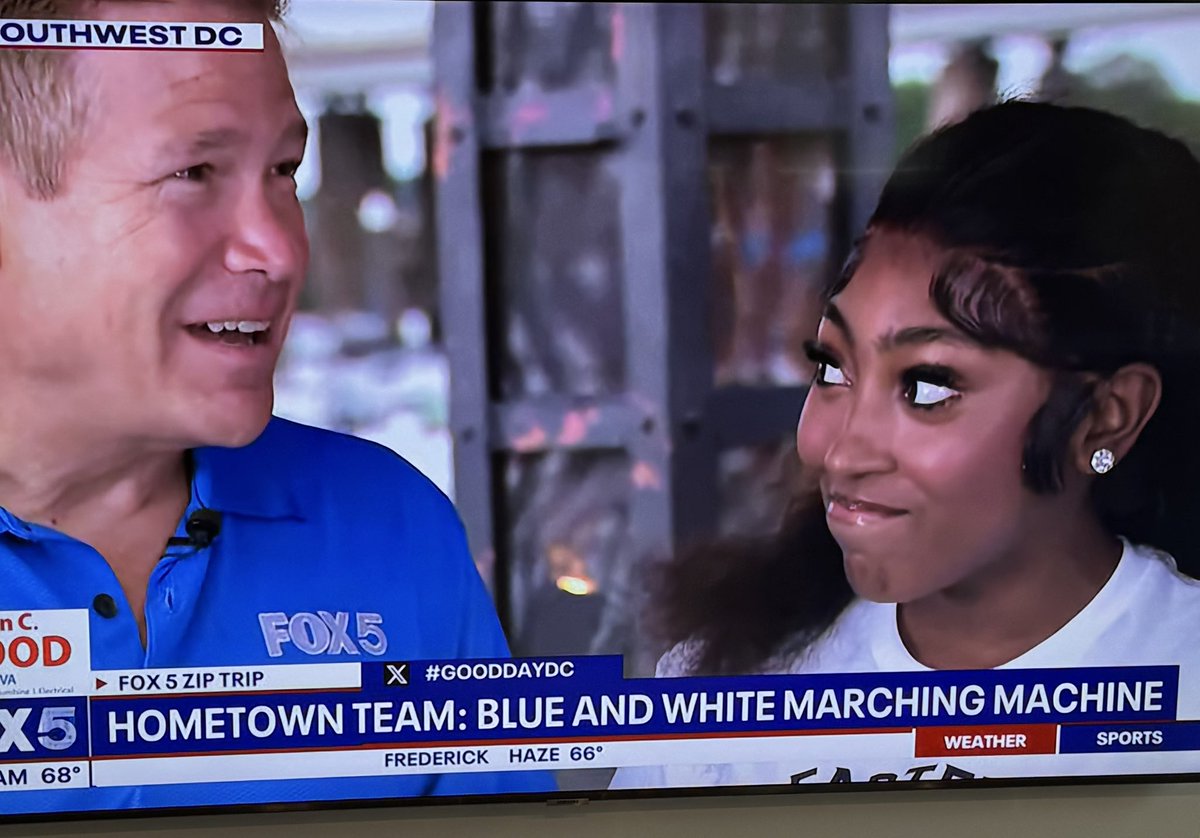 Eastern H.S. “Blue & White Marching Machine” tweet media